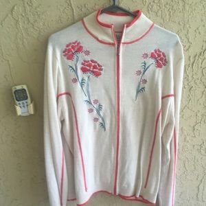 Super cute vintage looking sweater